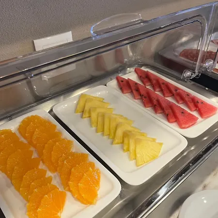 公寓 卡萨多维德艾诺酒店