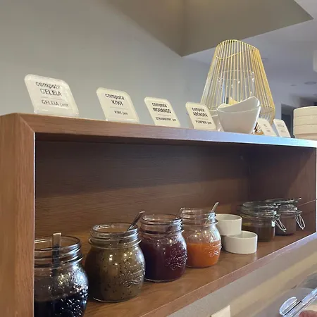 卡萨多维德艾诺酒店 公寓 *